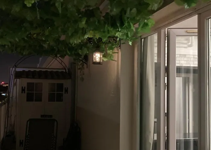 Rooftop 75017 * פריז